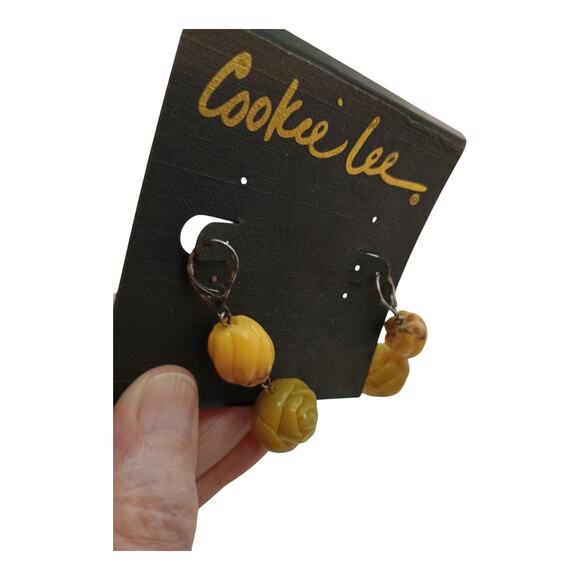 Cookie Lee Earrings NWT Faux Jade And Red Pierced Earrings 2 Pair‎ Both New - Picture 6 of 8